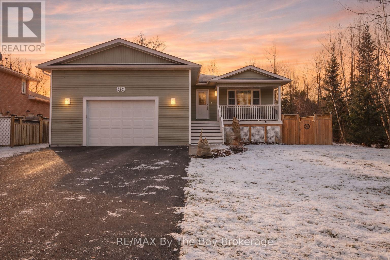 99 Lily Drive, Wasaga Beach, Ontario  L9Z 2Z2 - Photo 9 - S12938126