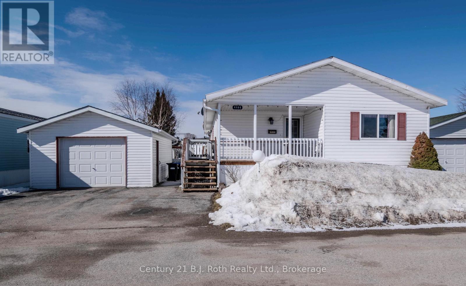 4106 LYNN STREET, Severn, Ontario