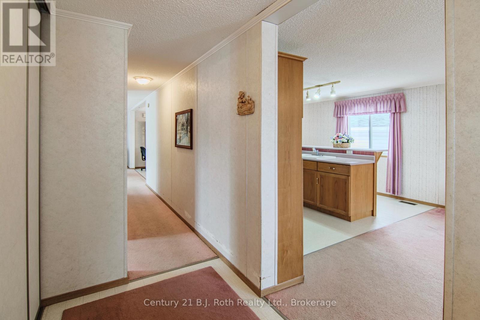 4106 Lynn Street, Severn, Ontario  L3V 6H4 - Photo 3 - S12938240