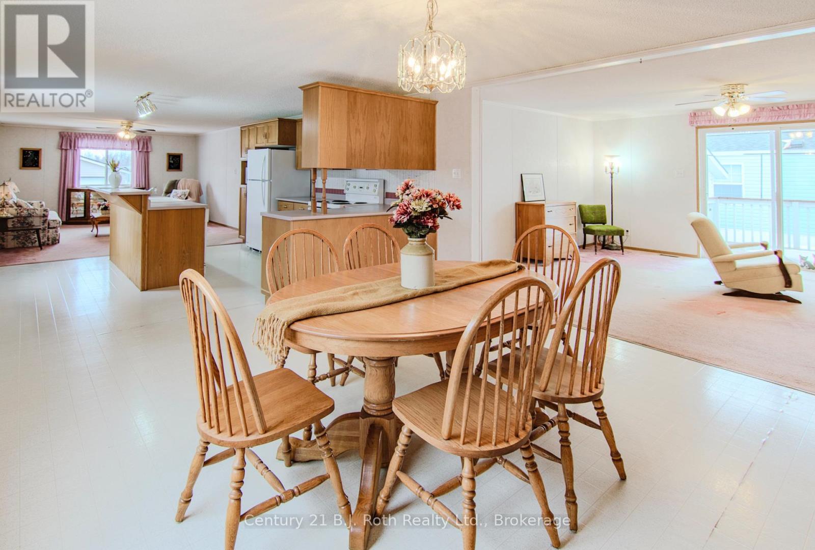 4106 Lynn Street, Severn, Ontario  L3V 6H4 - Photo 9 - S12938240