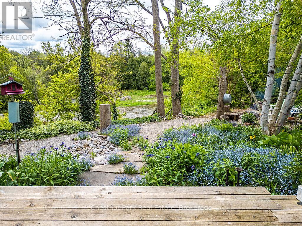 114 Clark Street, Blue Mountains, Ontario  N0H 1J0 - Photo 34 - X12938276