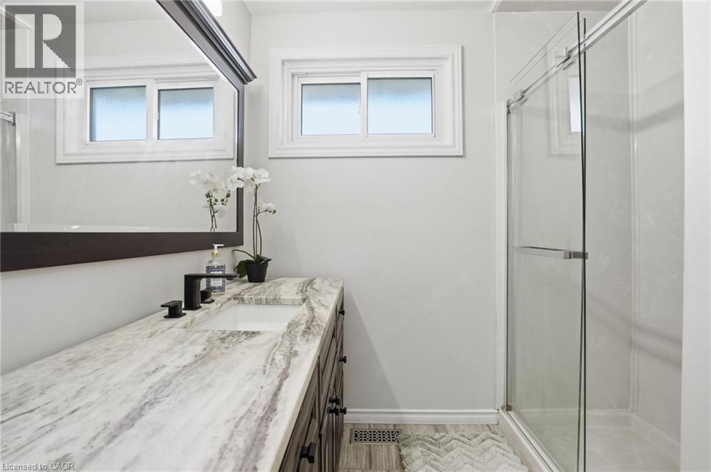 84 Pleasant Avenue, Dundas, Ontario  L9H 3T4 - Photo 25 - 40816330