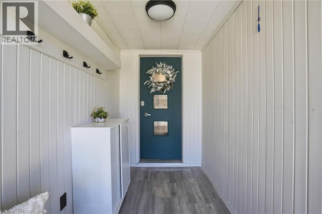 84 Pleasant Avenue, Dundas, Ontario  L9H 3T4 - Photo 5 - 40816330