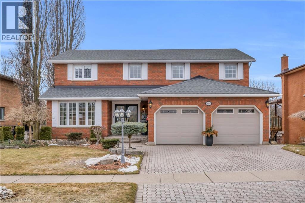 228 MICHENER Crescent, Kitchener, Ontario