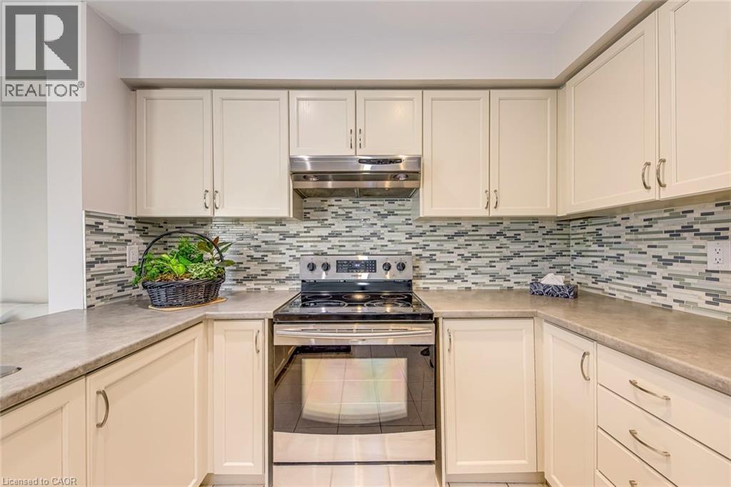 129 Harnesworth Crescent, Waterdown, Ontario  L8B 0J5 - Photo 8 - 40813824