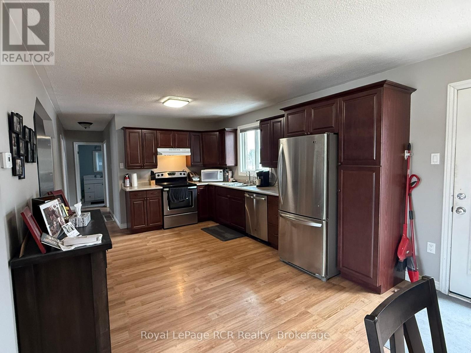 573433 Boot Jack Ranch Road, West Grey, Ontario  N0C 1K0 - Photo 9 - X12940142