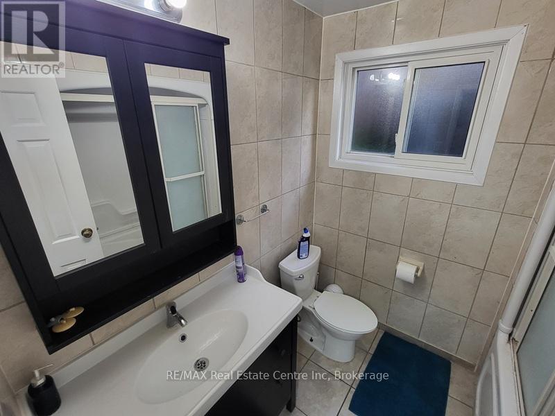 9 Sanderson Drive, Guelph, Ontario  N1H 6T7 - Photo 10 - X12940300