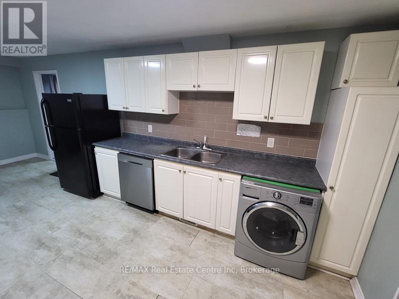 9 Sanderson Drive, Guelph, Ontario  N1H 6T7 - Photo 19 - X12940300