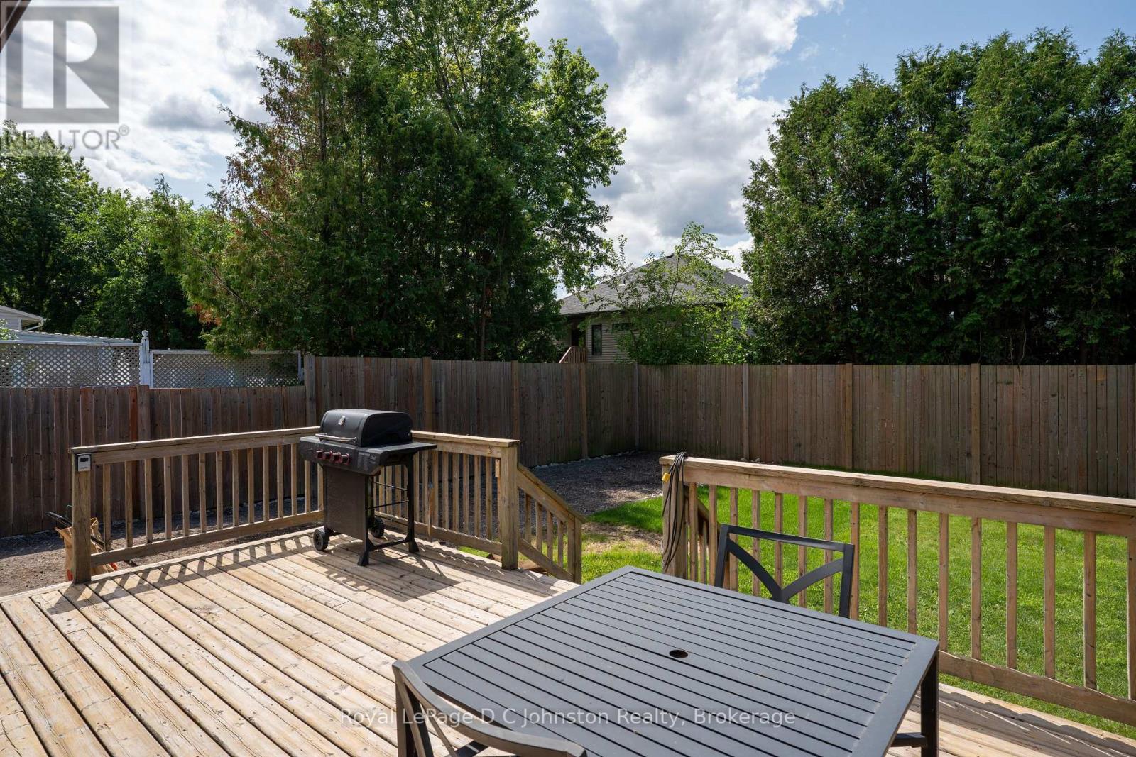 372 Provincial Street, Saugeen Shores, Ontario  N0H 2C1 - Photo 11 - X12940472