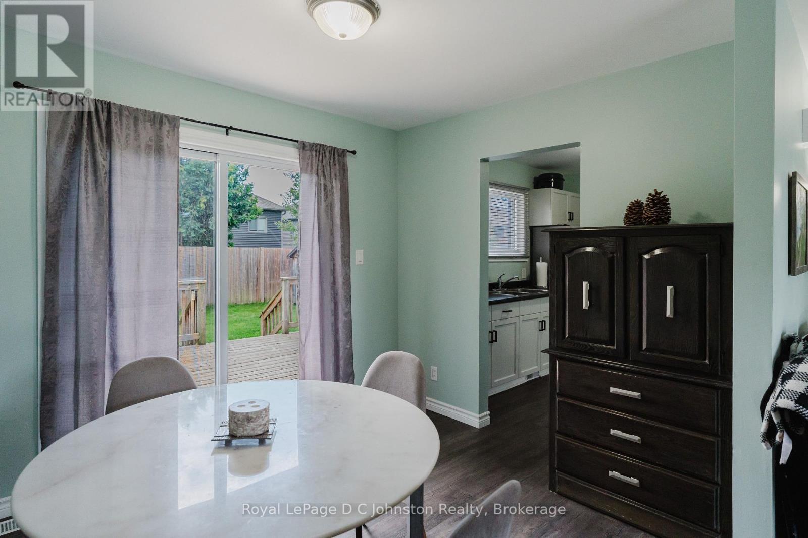 372 Provincial Street, Saugeen Shores, Ontario  N0H 2C1 - Photo 14 - X12940472