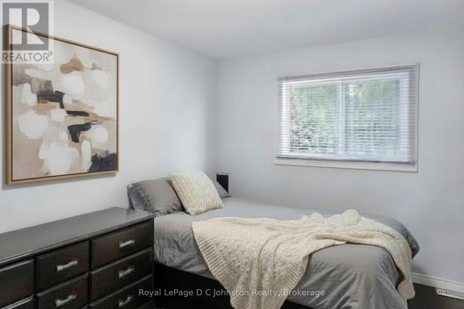 372 Provincial Street, Saugeen Shores, Ontario  N0H 2C1 - Photo 20 - X12940472