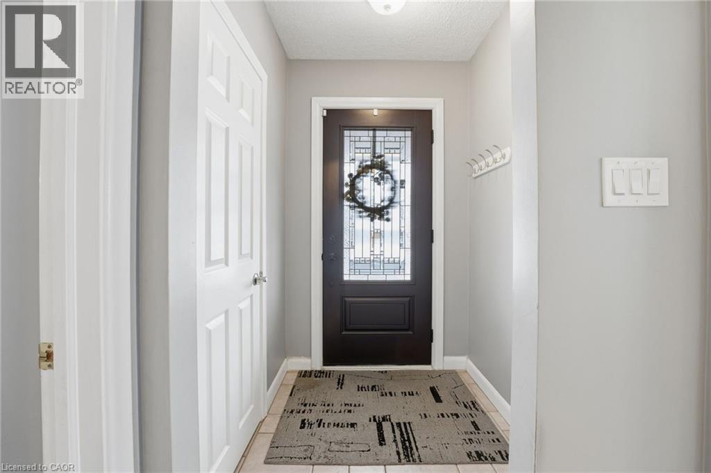 473 Mohawk Road W, Hamilton, Ontario  L9C 1X3 - Photo 6 - 40816495