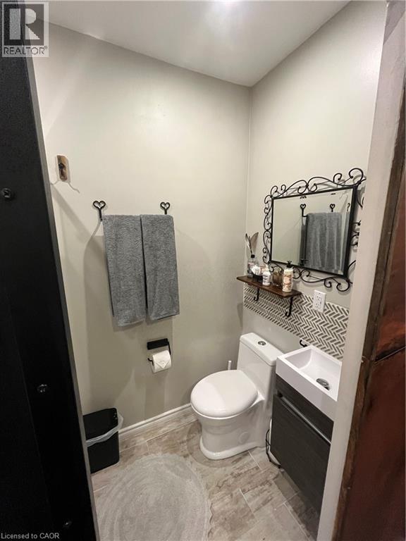 56 King Street W Unit# B, Dundas, Ontario  L9H 1T8 - Photo 11 - 40816578