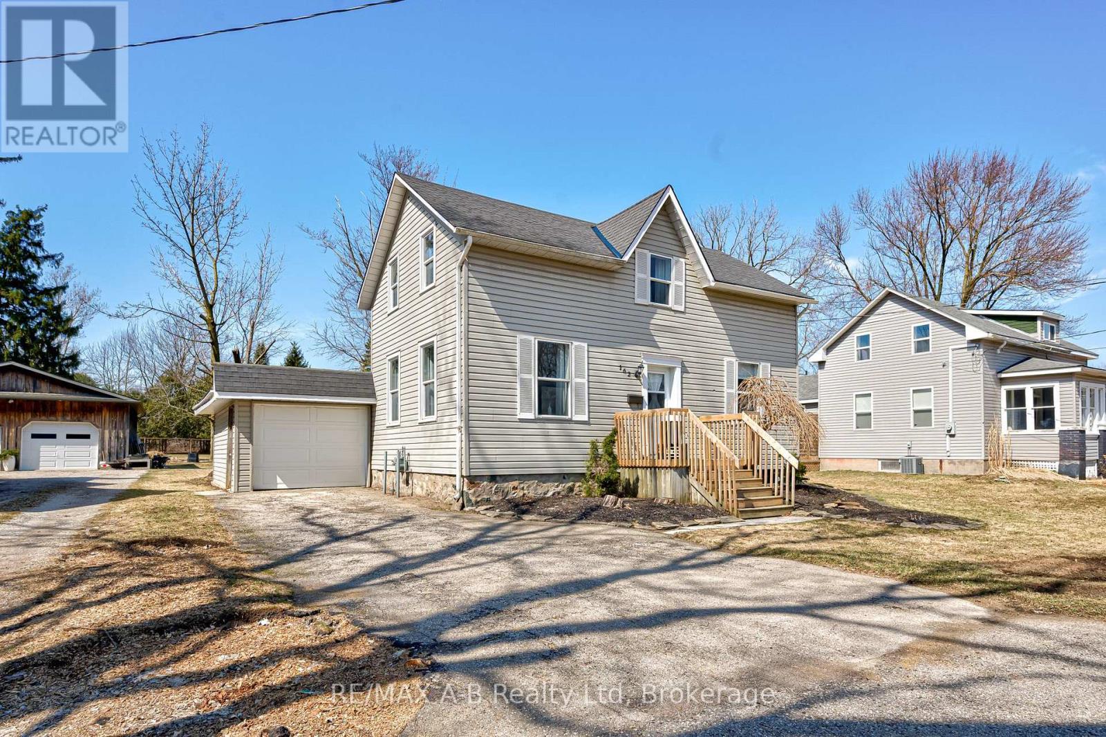 162 St Andrews Street, West Perth, Ontario  N0K 1N0 - Photo 2 - X12941024