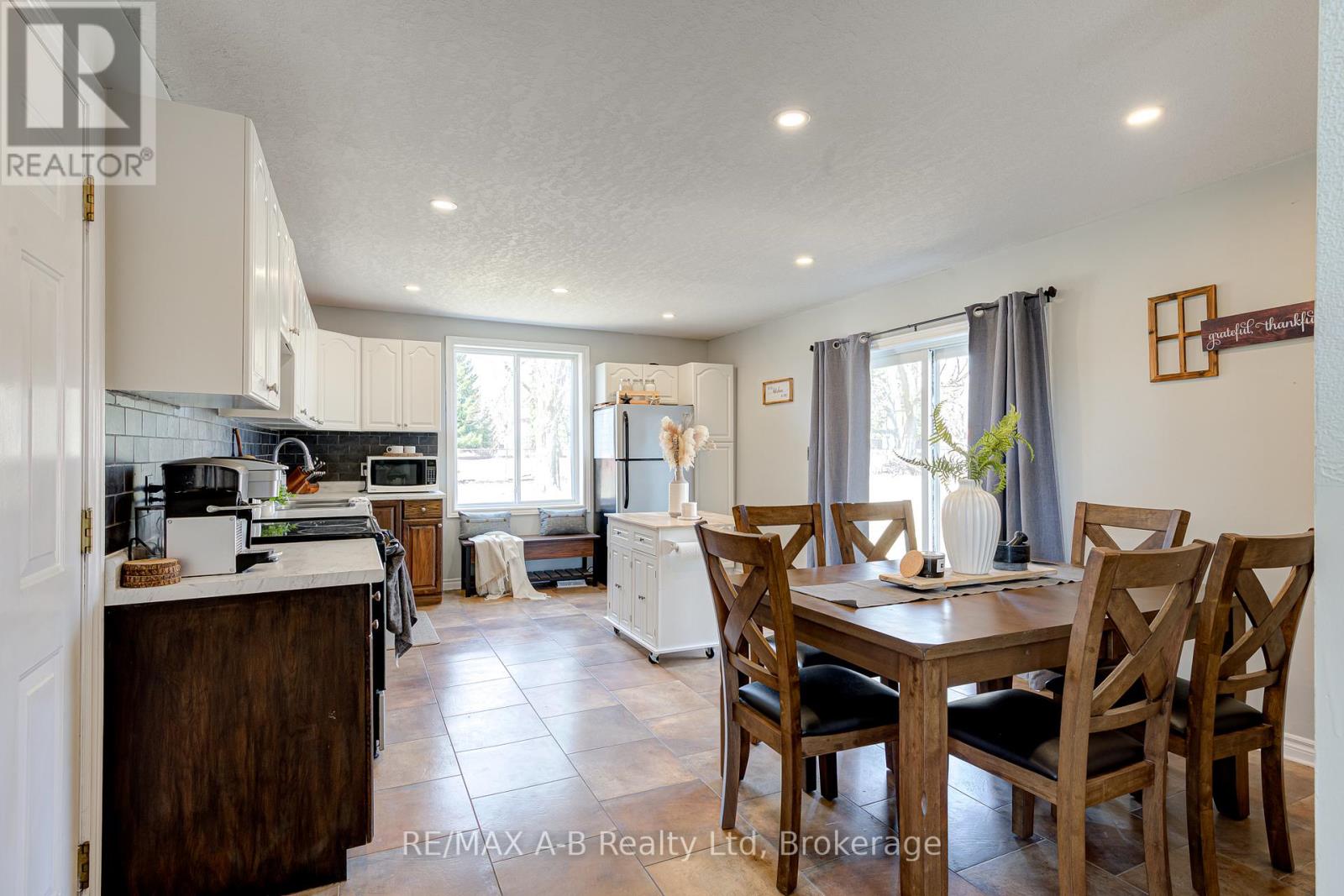 162 St Andrews Street, West Perth, Ontario  N0K 1N0 - Photo 21 - X12941024