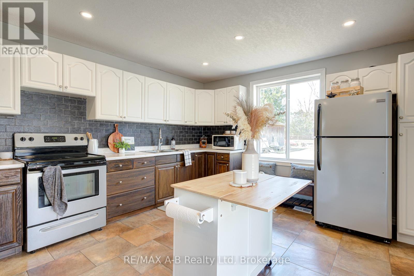 162 St Andrews Street, West Perth, Ontario  N0K 1N0 - Photo 24 - X12941024