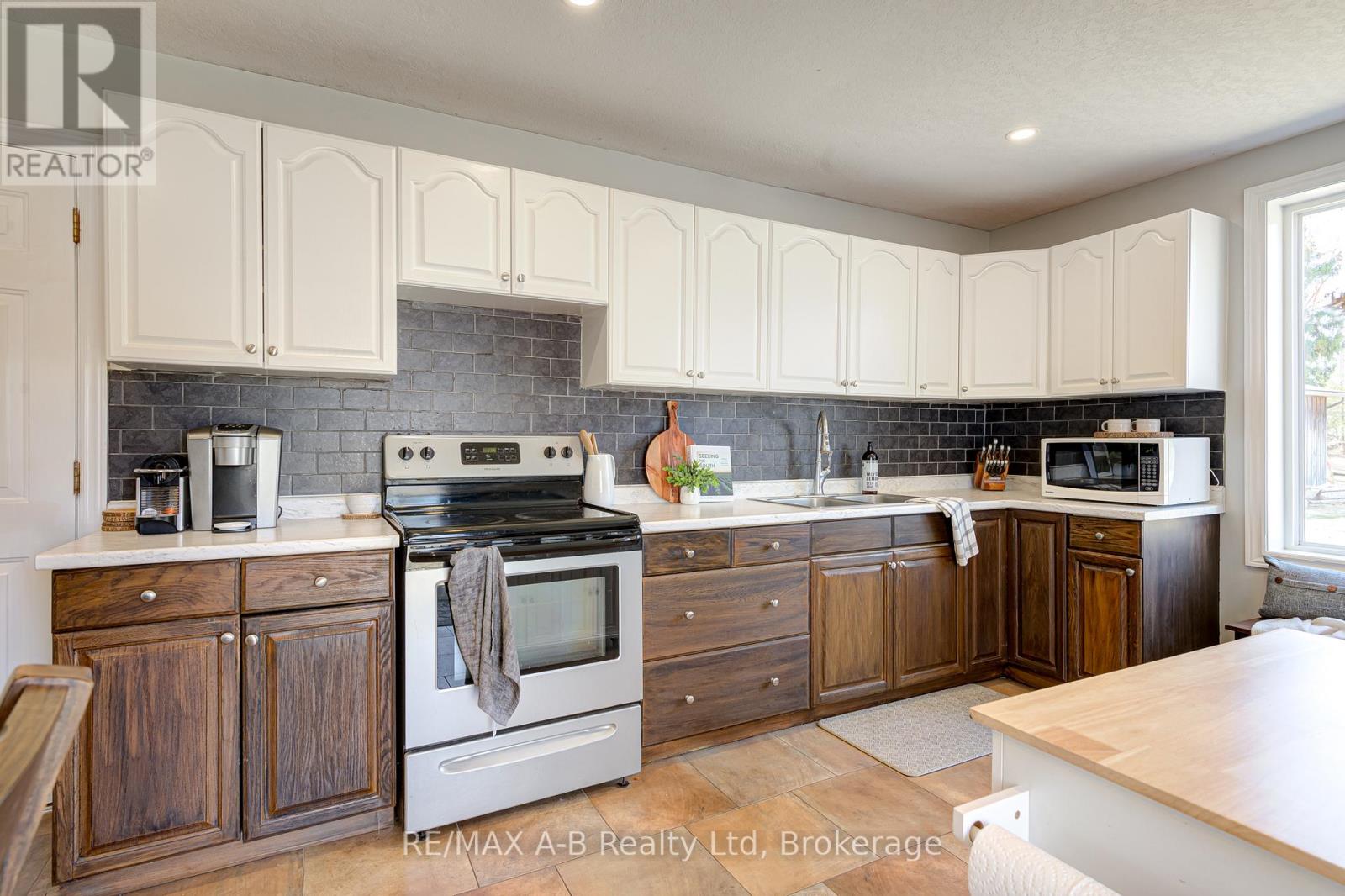 162 St Andrews Street, West Perth, Ontario  N0K 1N0 - Photo 25 - X12941024