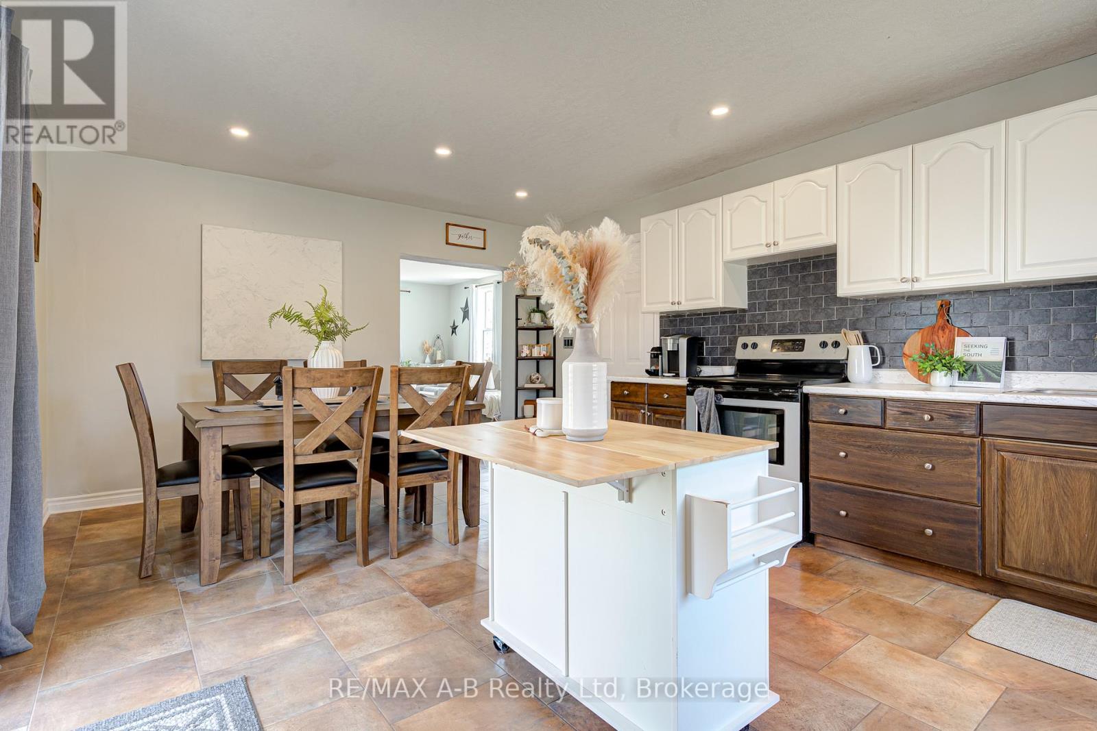 162 St Andrews Street, West Perth, Ontario  N0K 1N0 - Photo 26 - X12941024