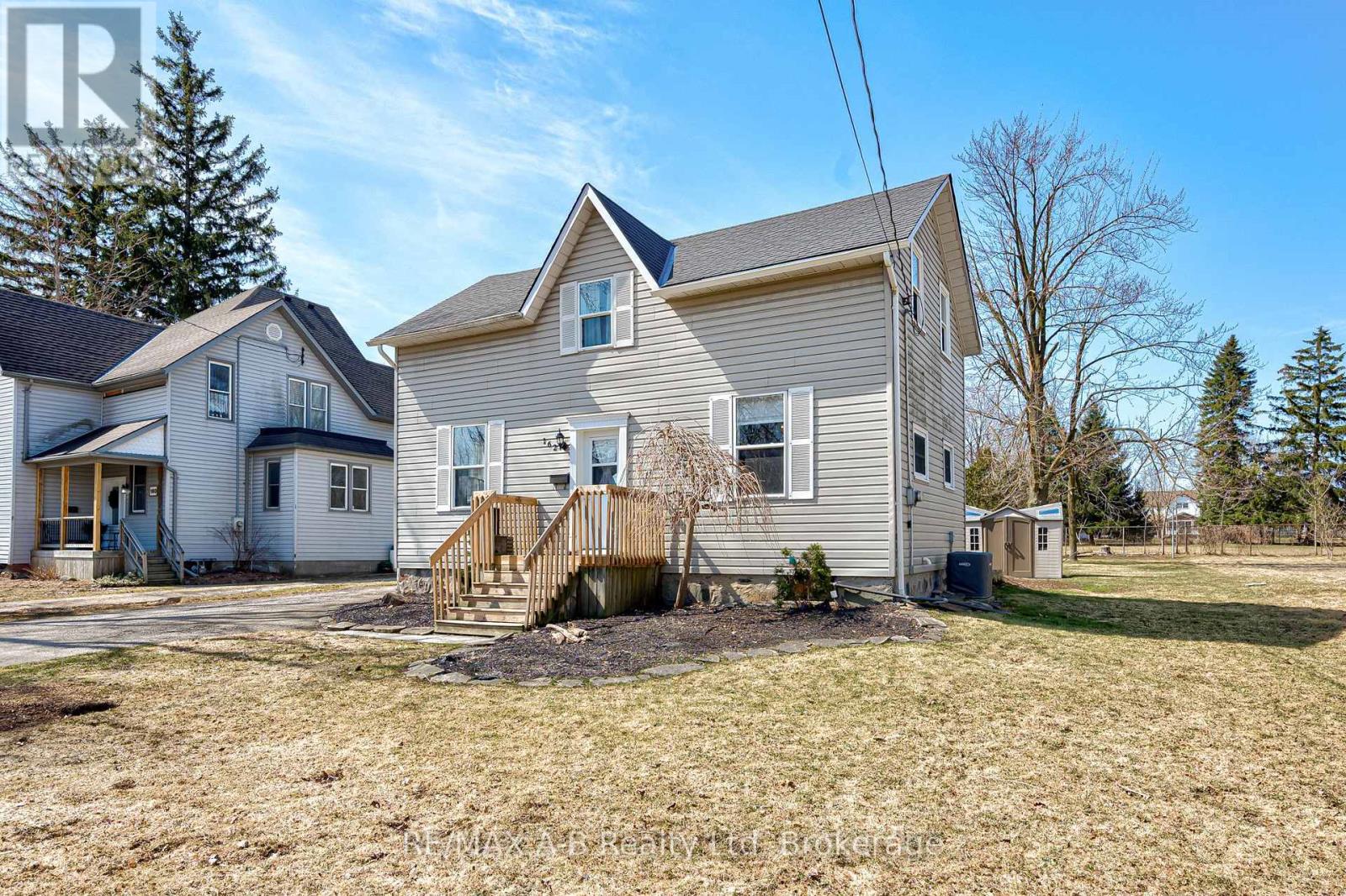 162 St Andrews Street, West Perth, Ontario  N0K 1N0 - Photo 3 - X12941024