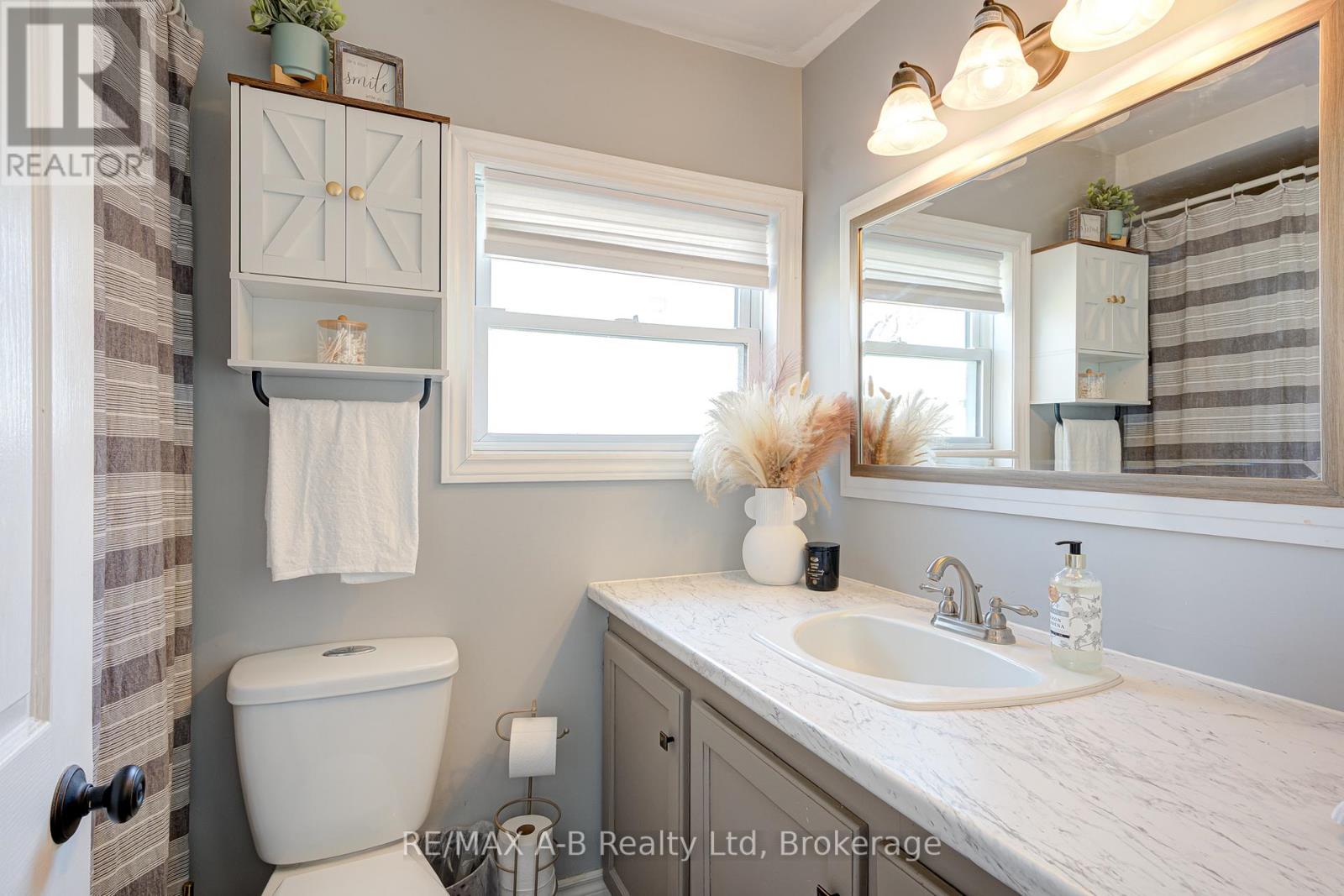 162 St Andrews Street, West Perth, Ontario  N0K 1N0 - Photo 31 - X12941024