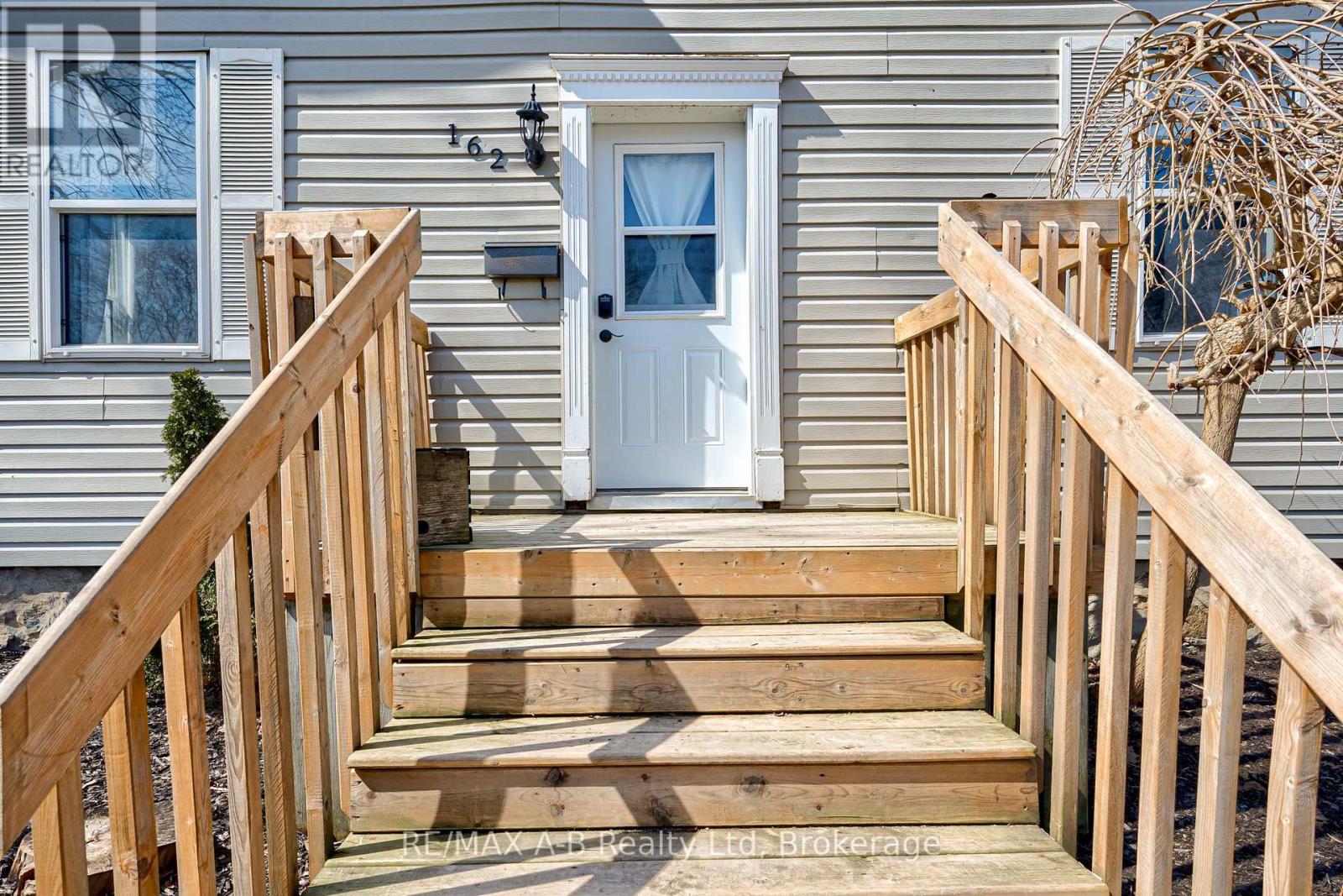 162 St Andrews Street, West Perth, Ontario  N0K 1N0 - Photo 6 - X12941024