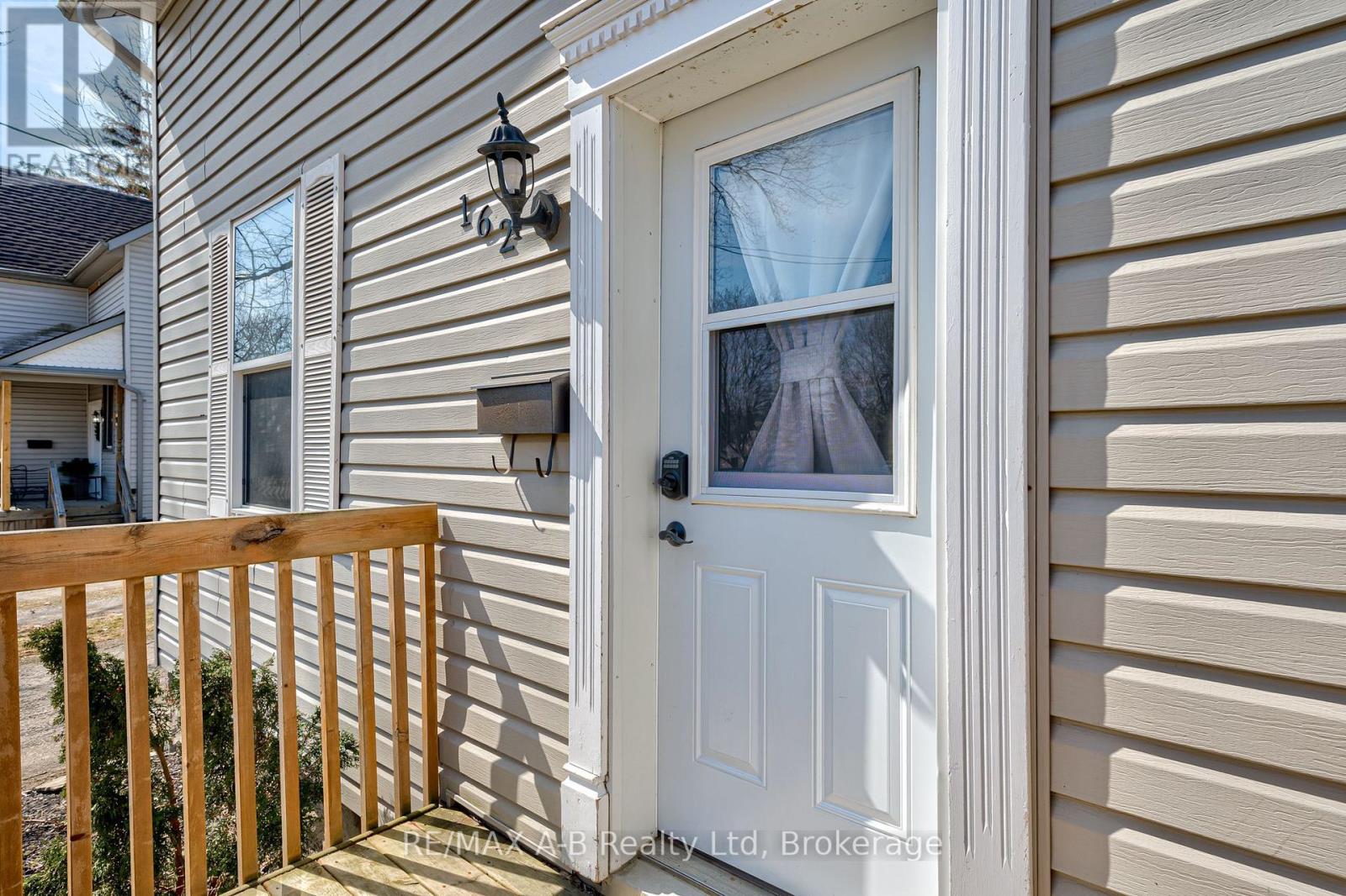 162 St Andrews Street, West Perth, Ontario  N0K 1N0 - Photo 7 - X12941024