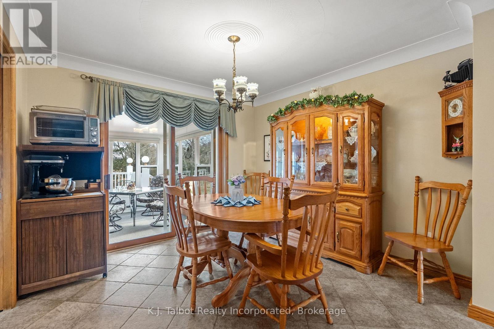 41342 Walton Road, Morris Turnberry, Ontario  N0K 1Z0 - Photo 17 - X12941224