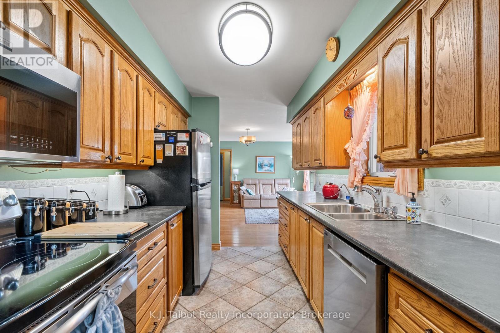 41342 Walton Road, Morris Turnberry, Ontario  N0K 1Z0 - Photo 20 - X12941224