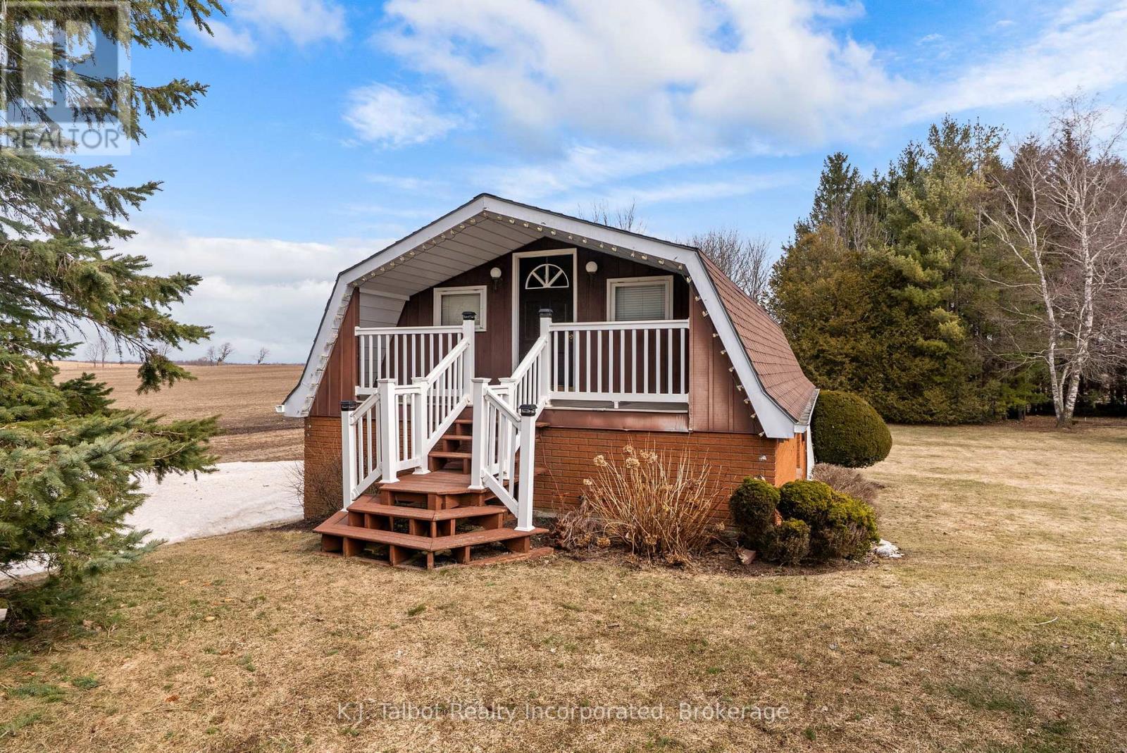 41342 Walton Road, Morris Turnberry, Ontario  N0K 1Z0 - Photo 4 - X12941224