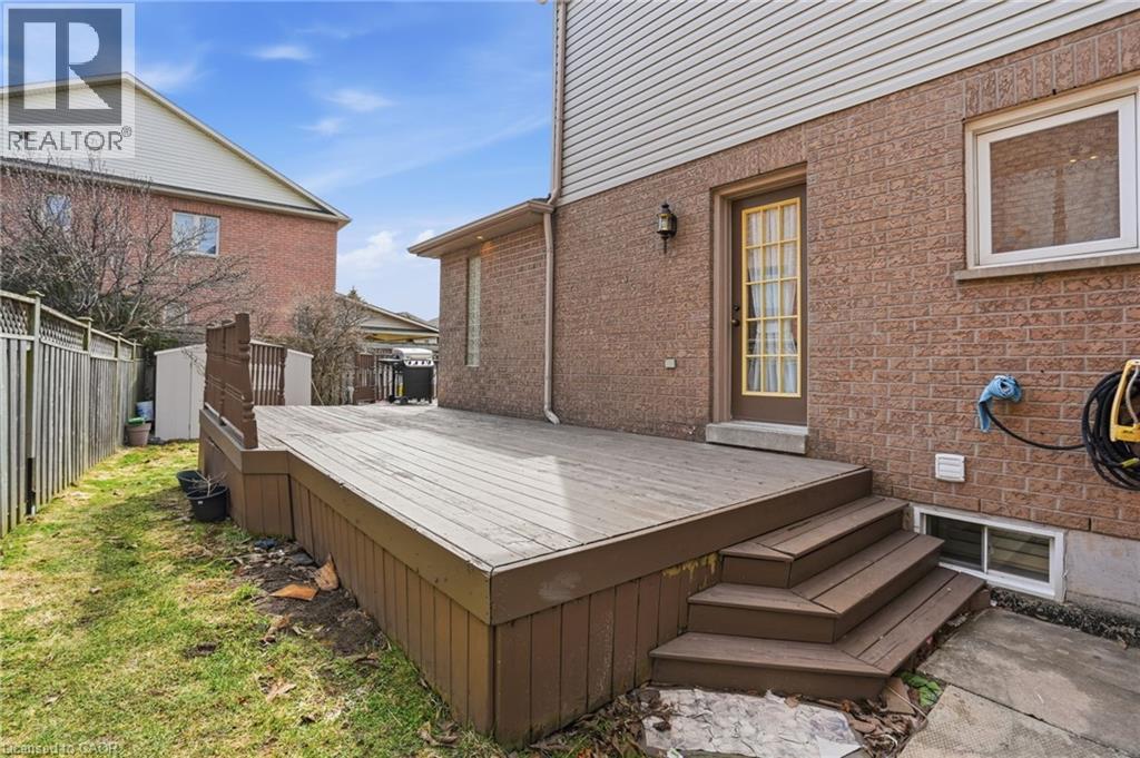 68 Rockhaven Lane, Waterdown, Ontario  L8B 0J9 - Photo 34 - 40816474