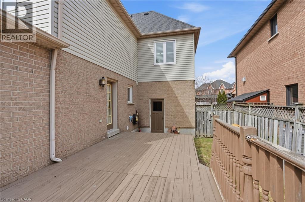 68 Rockhaven Lane, Waterdown, Ontario  L8B 0J9 - Photo 36 - 40816474