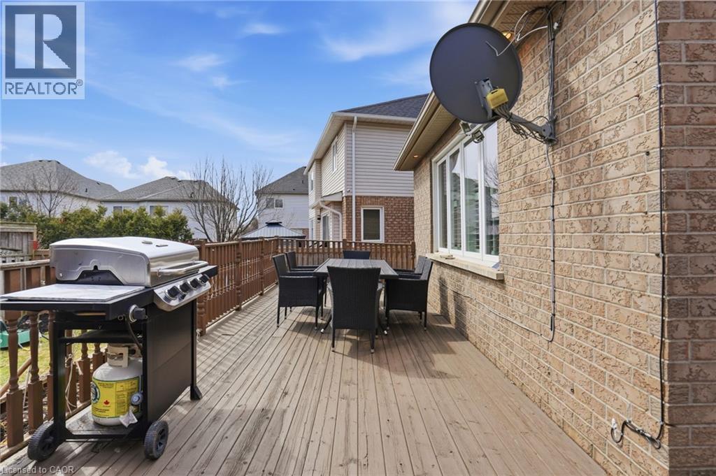 68 Rockhaven Lane, Waterdown, Ontario  L8B 0J9 - Photo 37 - 40816474