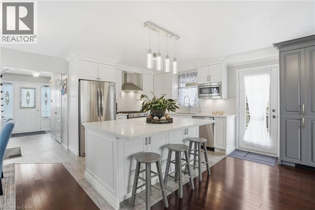 68 Rockhaven Lane, Waterdown, Ontario  L8B 0J9 - Photo 5 - 40816474