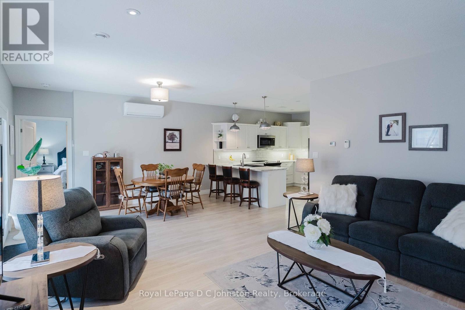 1062 Waterloo Street, Saugeen Shores, Ontario  N0H 2C3 - Photo 19 - X12941452