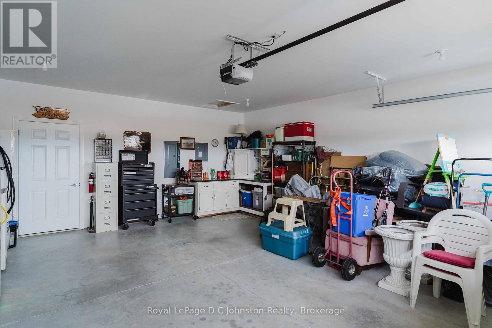 1062 Waterloo Street, Saugeen Shores, Ontario  N0H 2C3 - Photo 27 - X12941452