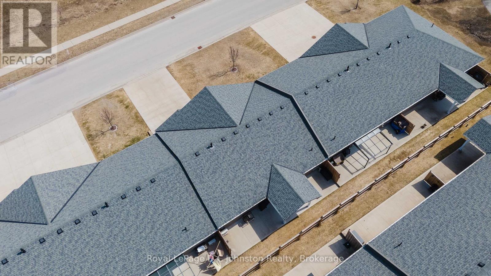 1062 Waterloo Street, Saugeen Shores, Ontario  N0H 2C3 - Photo 36 - X12941452