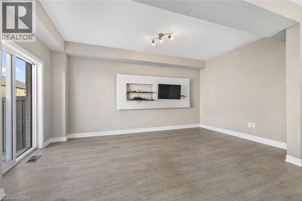 113 Echovalley Drive, Stoney Creek, Ontario  L8J 0H1 - Photo 12 - 40815815