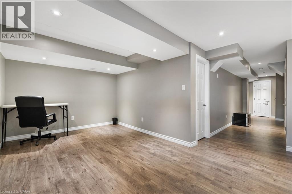 113 Echovalley Drive, Stoney Creek, Ontario  L8J 0H1 - Photo 18 - 40815815