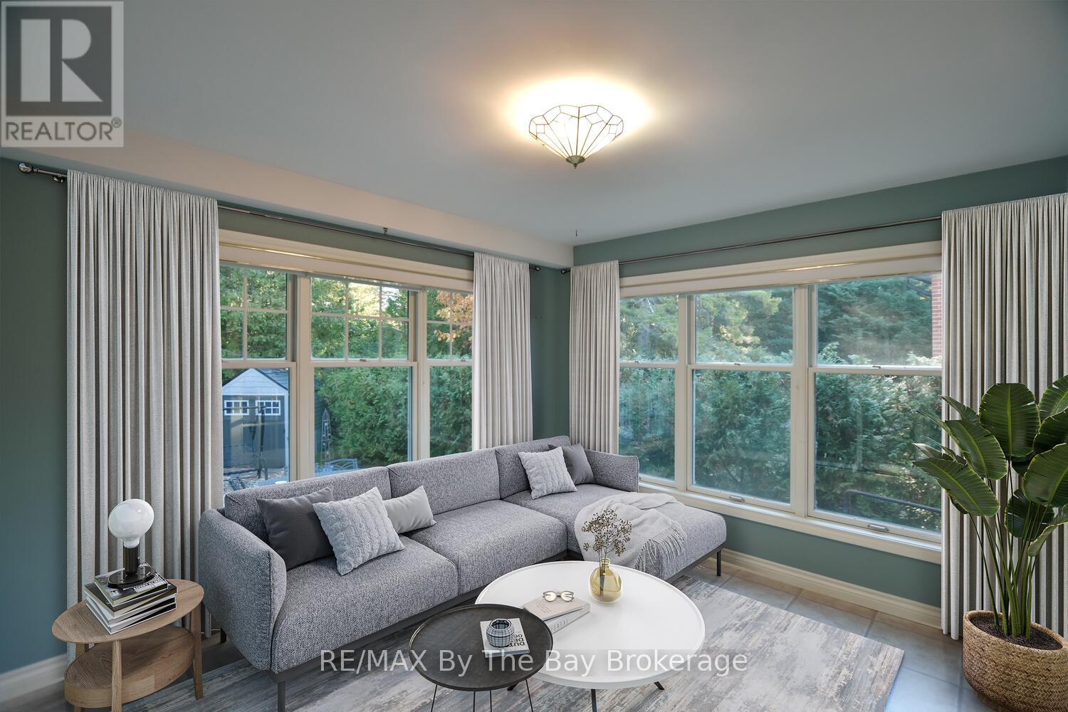 1327 River Road E, Wasaga Beach, Ontario  L9Z 2R7 - Photo 21 - S12941550