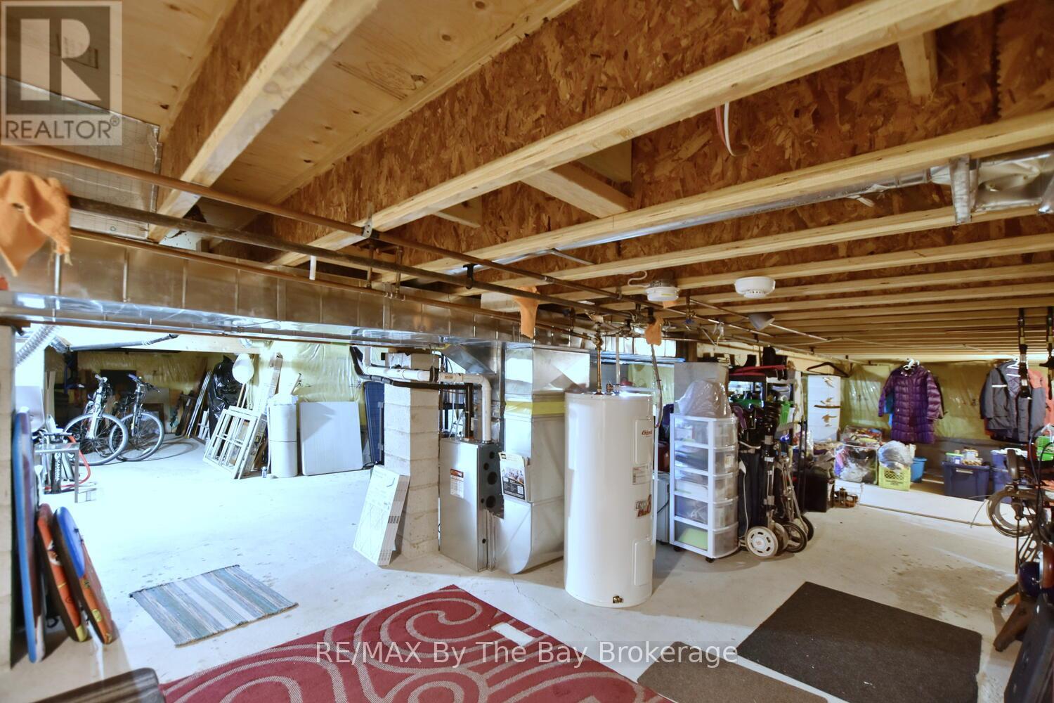 1327 River Road E, Wasaga Beach, Ontario  L9Z 2R7 - Photo 48 - S12941550