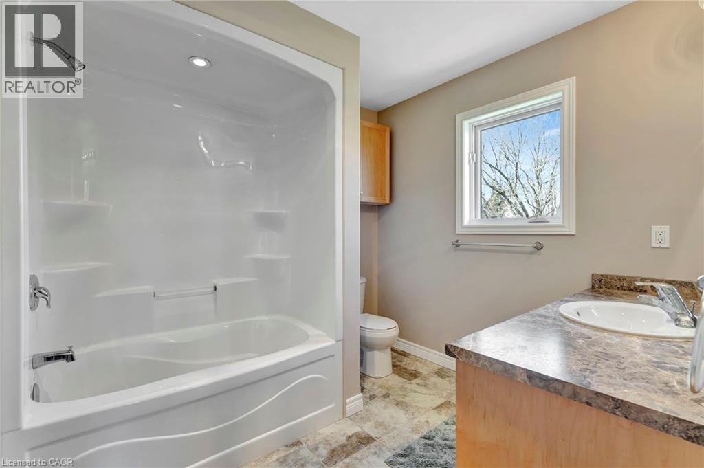 70 Governors Road E, Paris, Ontario  N3L 3E1 - Photo 28 - 40816710