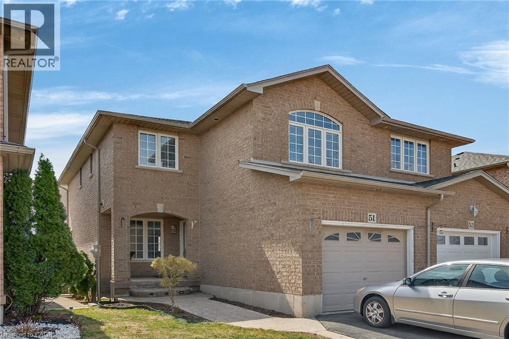 51 JONATHON Court, Hamilton, Ontario