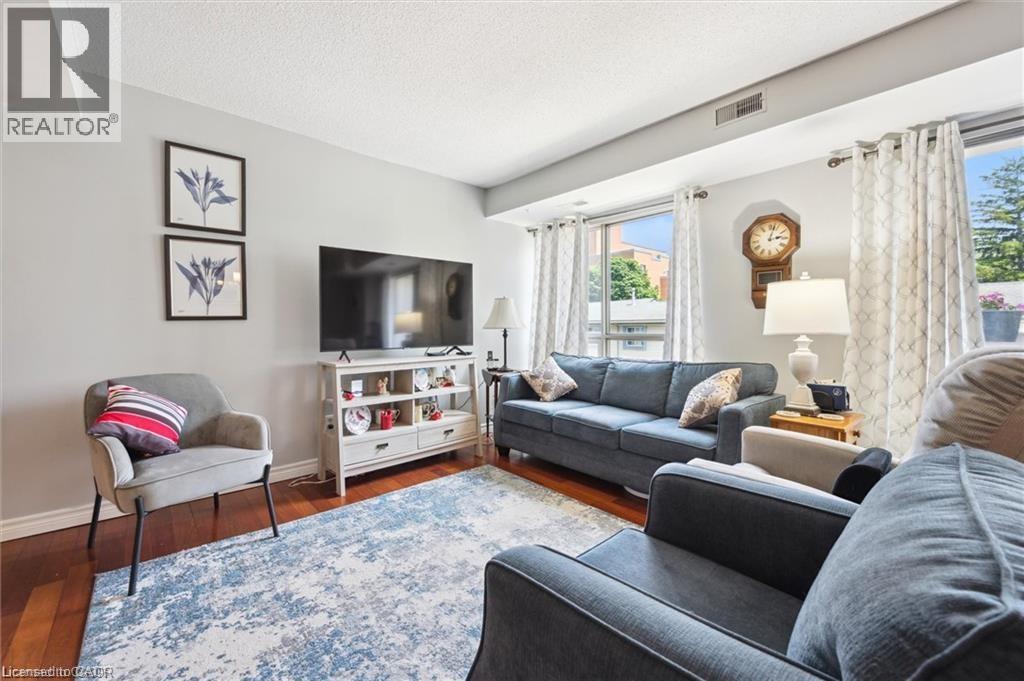 3267 King Street E Unit# 204, Kitchener, Ontario  N2A 4A4 - Photo 5 - 40816280