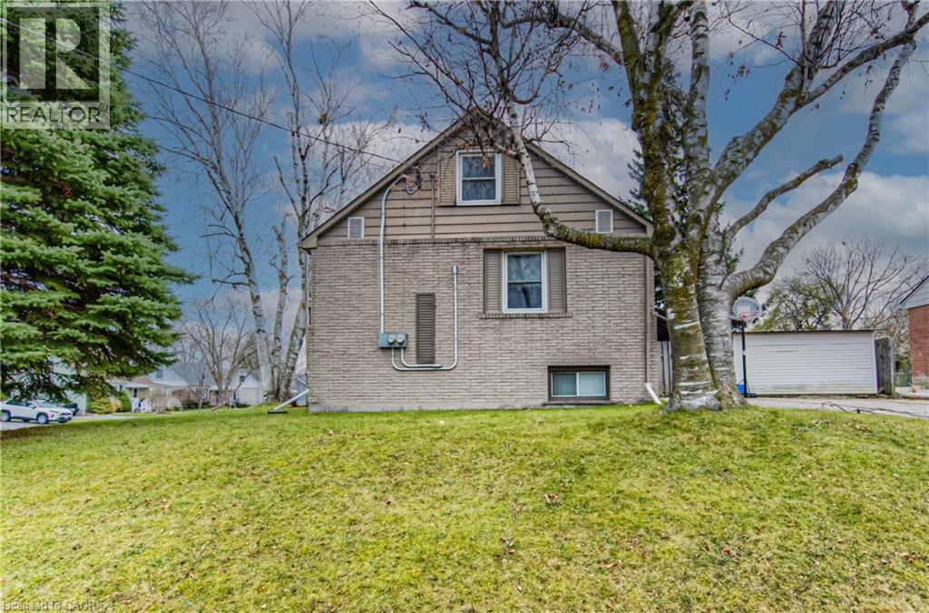 119 Walker Street, Kitchener, Ontario  N2A 1S4 - Photo 2 - 40815740