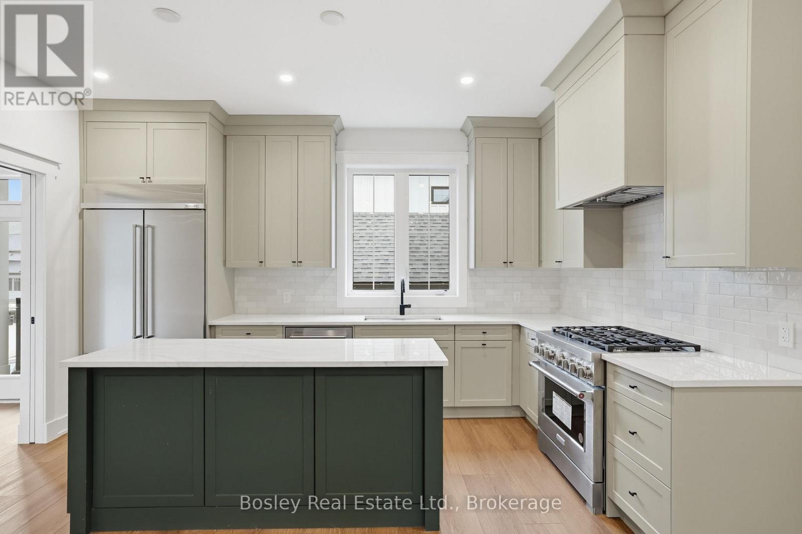 125 Sixth Street, Collingwood, Ontario  L9Y 5V1 - Photo 11 - S12941984