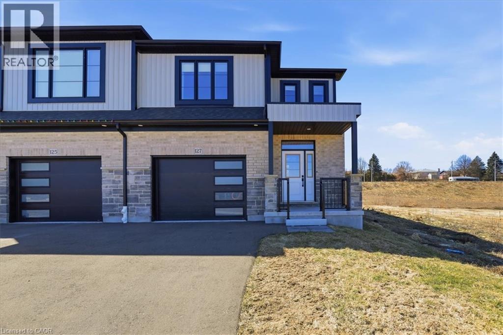 127 DUNNIGAN Drive, Kitchener, Ontario