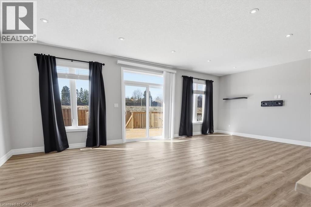 127 Dunnigan Drive, Kitchener, Ontario  N2B 0B1 - Photo 10 - 40816671