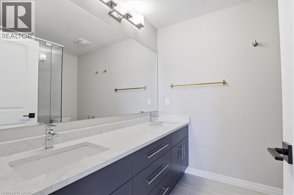 127 Dunnigan Drive, Kitchener, Ontario  N2B 0B1 - Photo 15 - 40816671