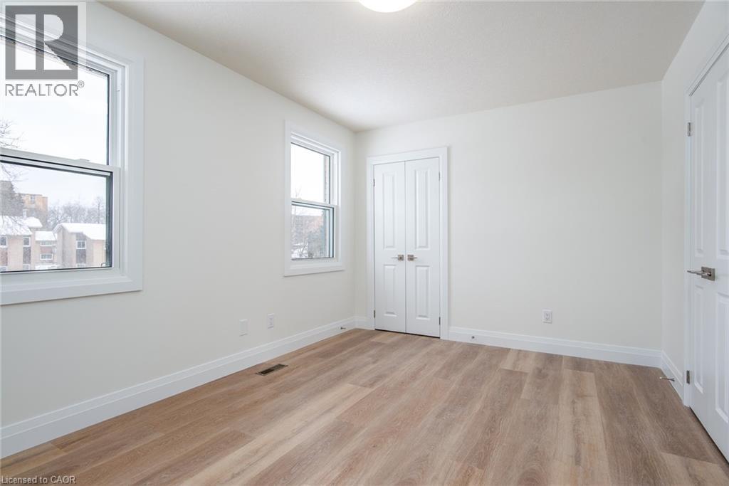 27 Queenston Drive, Kitchener, Ontario  N2B 2T8 - Photo 27 - 40816751