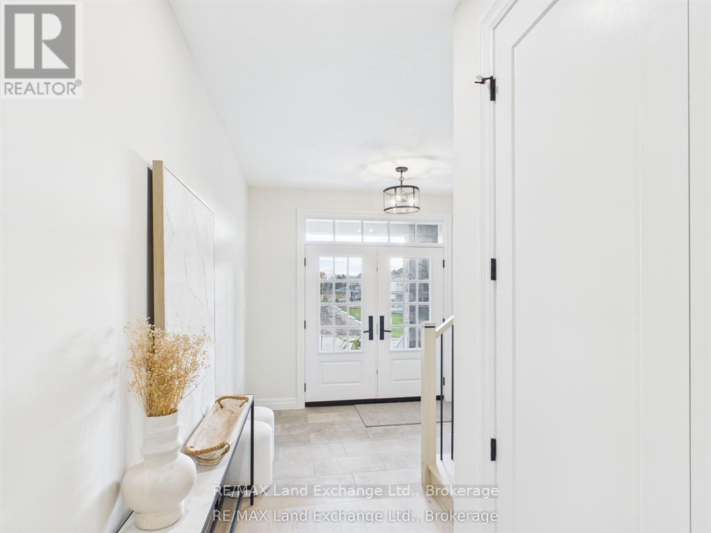 99 Inverness Street N, Kincardine, Ontario  N2Z 1J4 - Photo 3 - X12942564